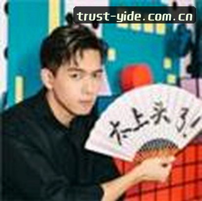陈丽